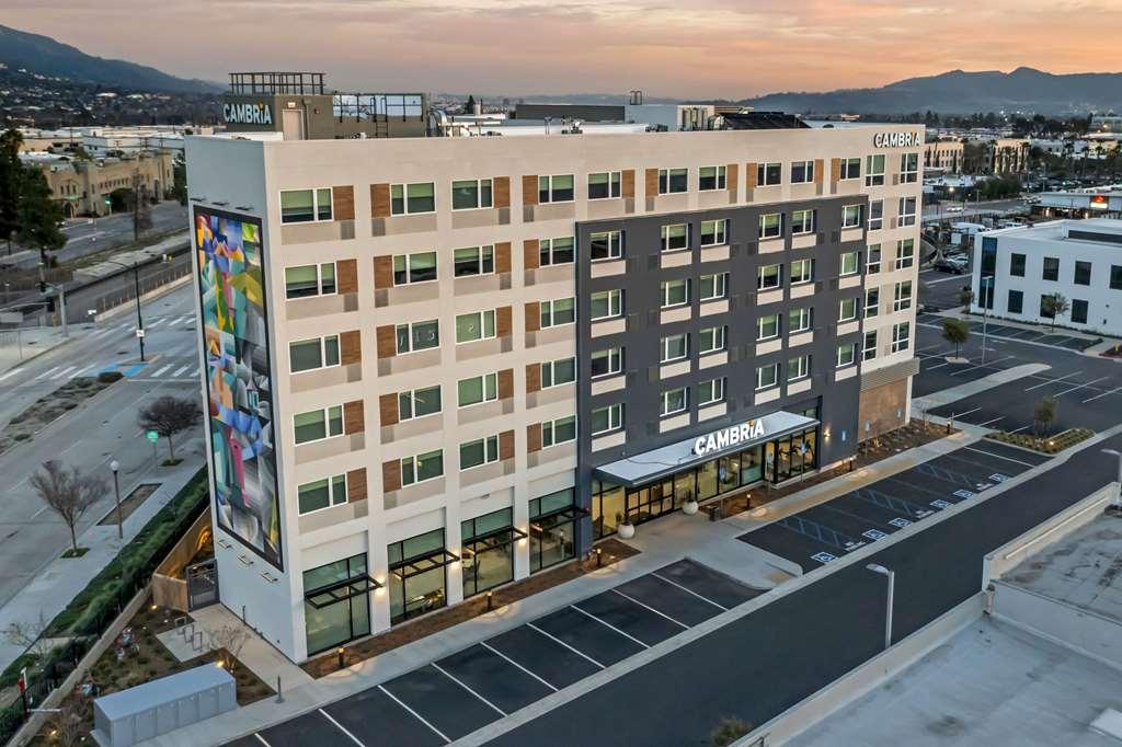 Cambria Hotel Burbank Airport Εξωτερικό φωτογραφία