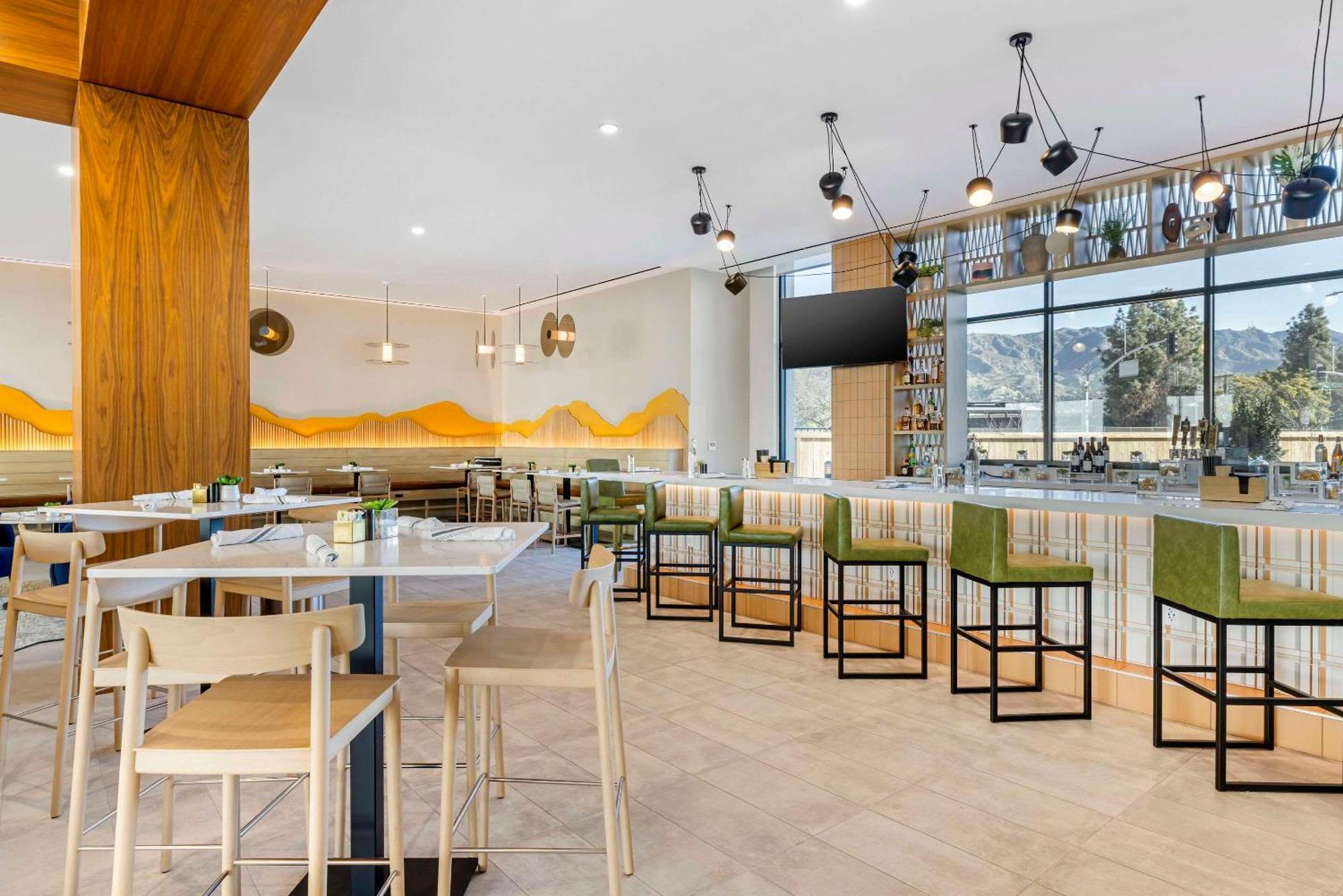 Cambria Hotel Burbank Airport Εξωτερικό φωτογραφία