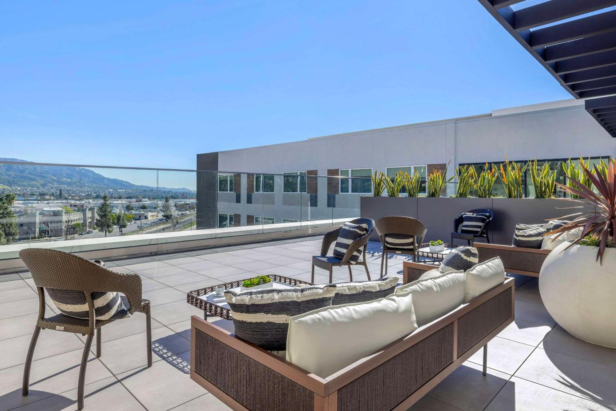 Cambria Hotel Burbank Airport Εξωτερικό φωτογραφία