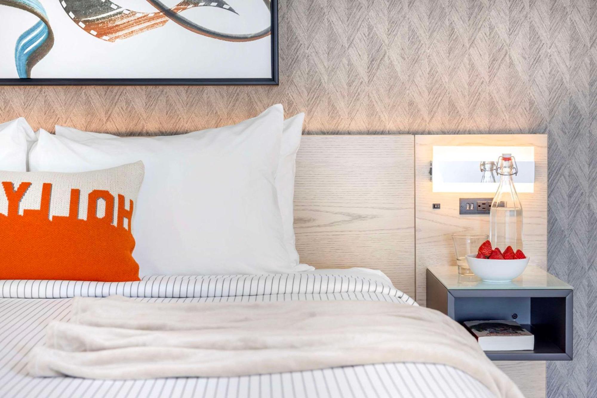 Cambria Hotel Burbank Airport Εξωτερικό φωτογραφία