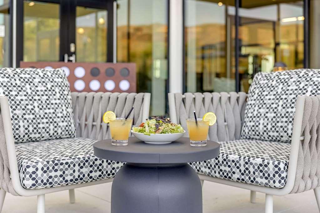 Cambria Hotel Burbank Airport Ανέσεις φωτογραφία