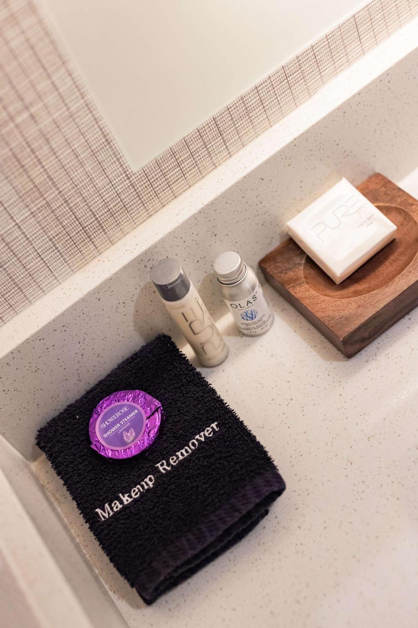 Cambria Hotel Burbank Airport Εξωτερικό φωτογραφία